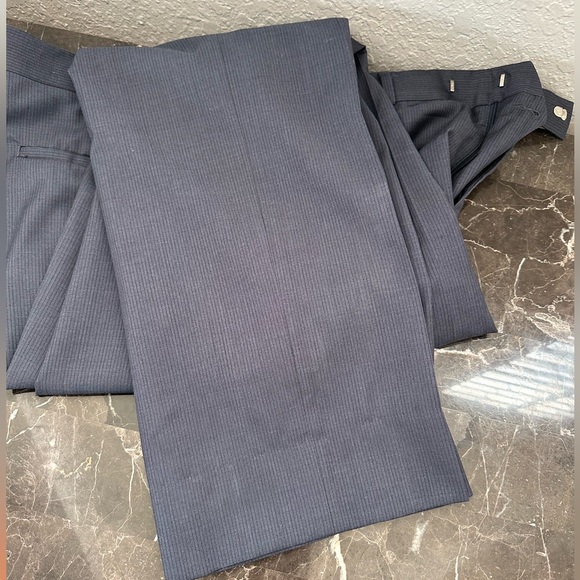 Men’s Suit Like New Navy 44L W38 Kenneth Cole New York sophisticated Business - Picture 4 of 15